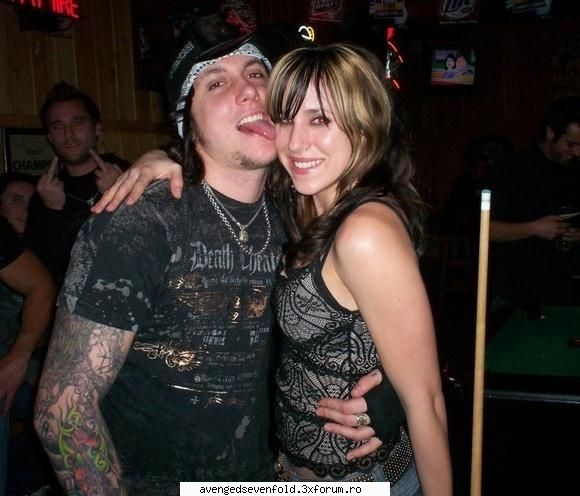 Michelle DiBenedetto - ce norocoasa e michelle k are un prieten k - Synyster Gates