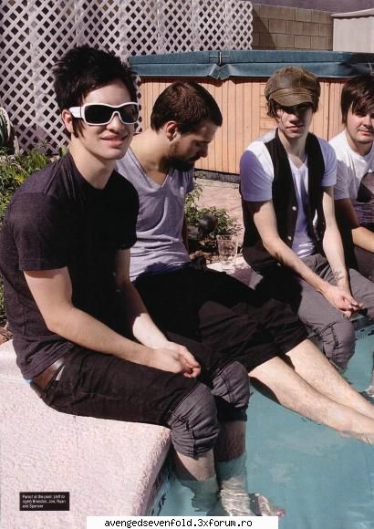 Panic! at the disco - dap si-au cam schimbat stilul...mel noi sunt - other bands