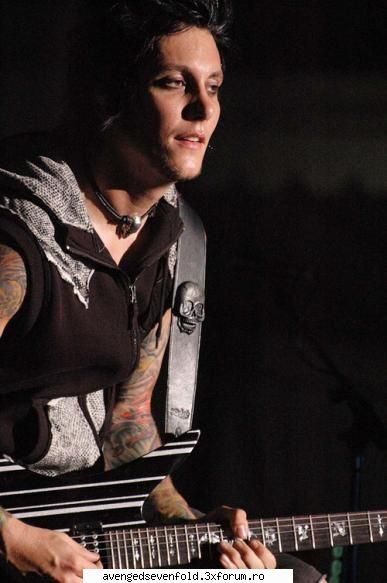 Synyster Gates picts - plagued_love - Synyster Gates