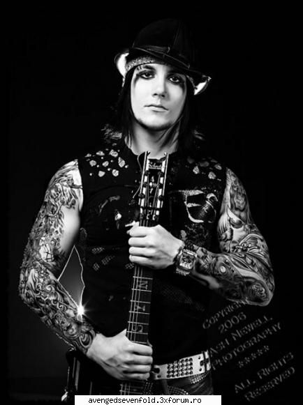 Synyster Gates picts - black*heart - Synyster Gates