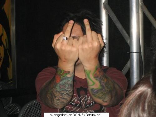 Synyster Gates picts - synyster fuckin' gates :D - Synyster Gates