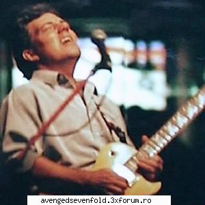 brian haner sr.

e o asemanare intre ei... ;) synyster gates picts