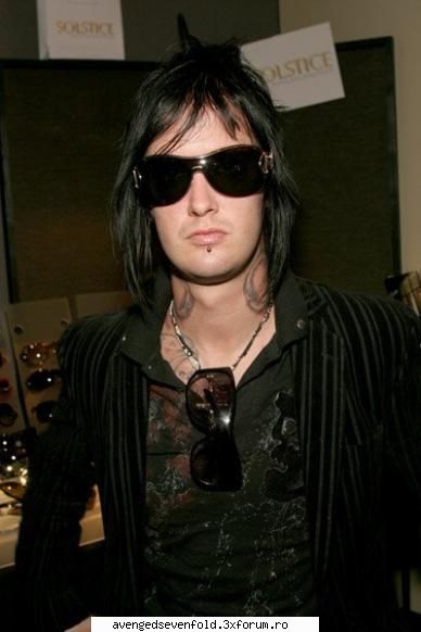 he's so cuteee... the reverend picts