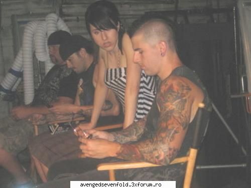 Valary DiBenedetto - cu aceasta ocazie il vedem si pe matt cu mohawk - M.Shadows