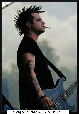that's right!!! about the bassist