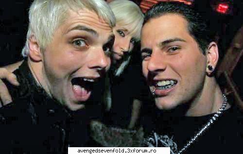 chemical romance bucur mult trupele mele preferate inteleg asa bine&nbsp;