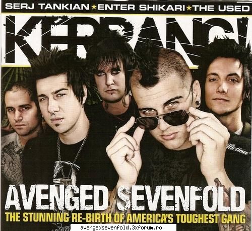 new pic 4....vreau si yo revista :( poze cu a7x