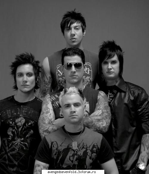 poze cu A7X - black and white cul pic - Despre A7X