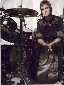 poze cu A7X - shin-k una...la fel de tzea-tzea - Despre A7X