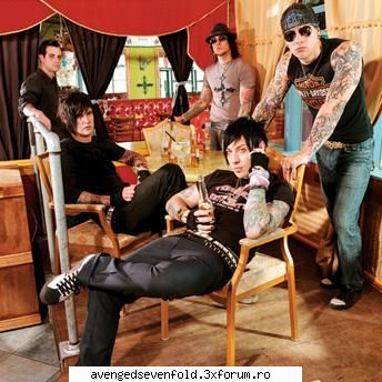 poze cu A7X - si asta...cu sosetele si papucii lui matt :) - Despre A7X