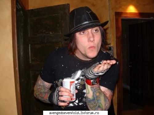 poze funny cu A7X - plagued_love - Despre A7X