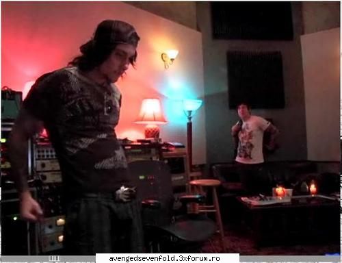 poze funny cu A7X - ) cum sta syn :D - Despre A7X