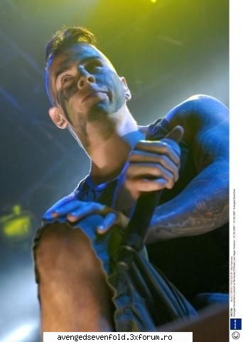 poze funny cu A7X - black*heart - Despre A7X